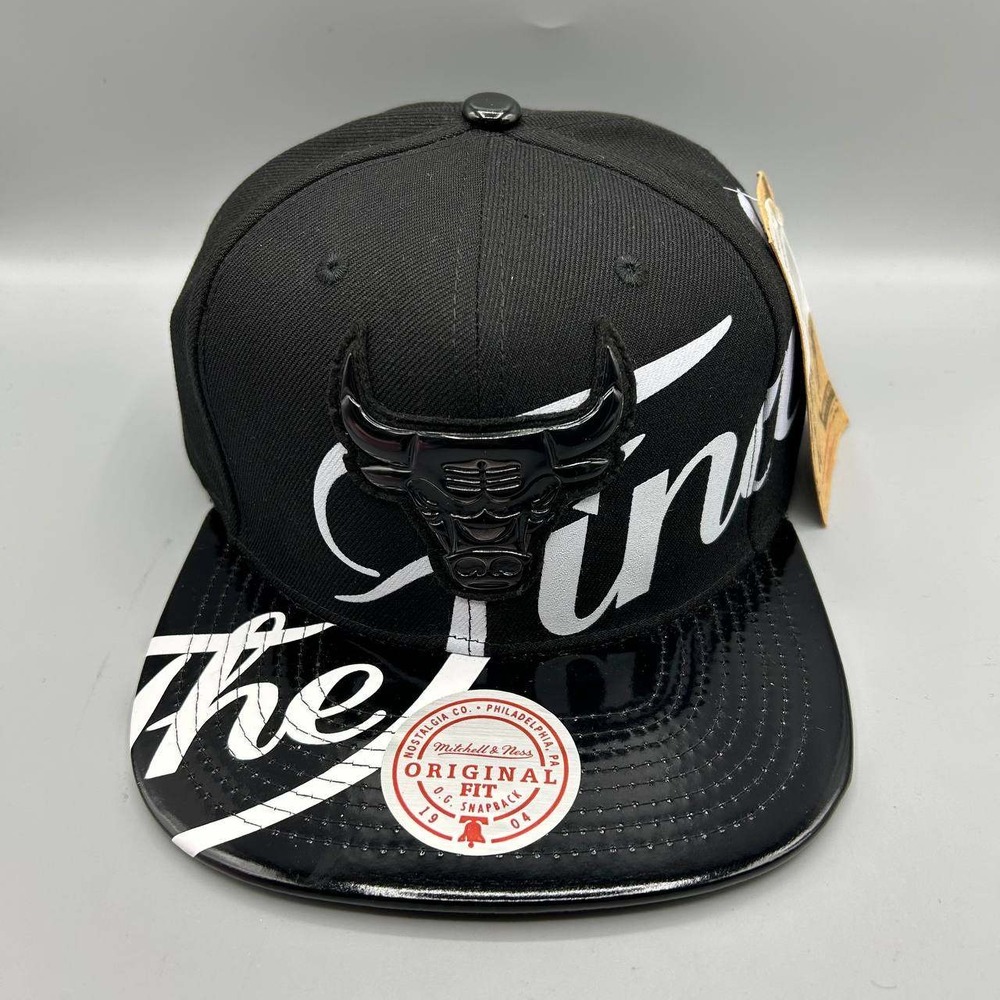 Chicago Bulls NBA Hat Men Black The Finals Mitchell & Ness Snap Back Cap New